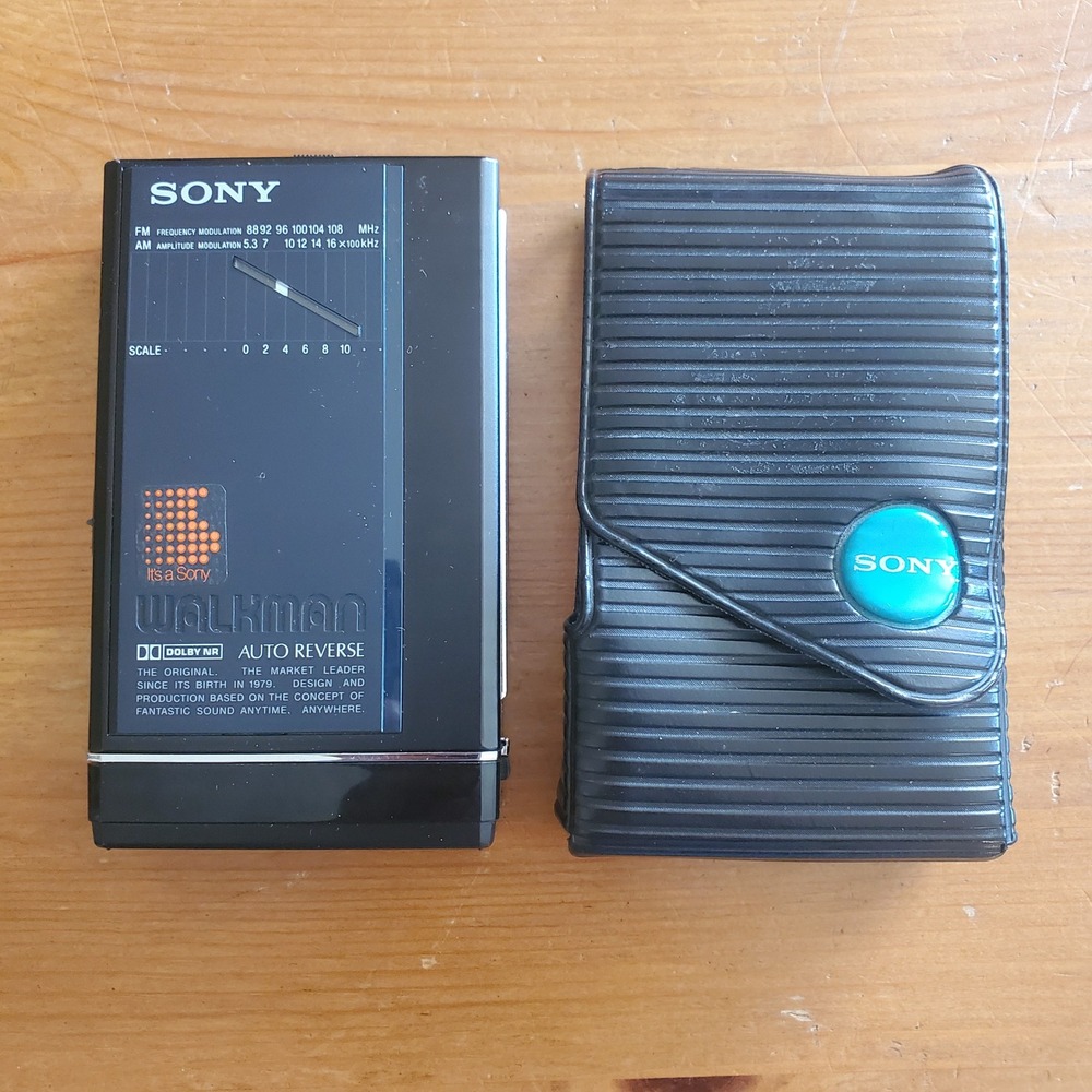 Sony Walkman WM-F100III Radio Cassette Player Black Silver Japan  Tested Works